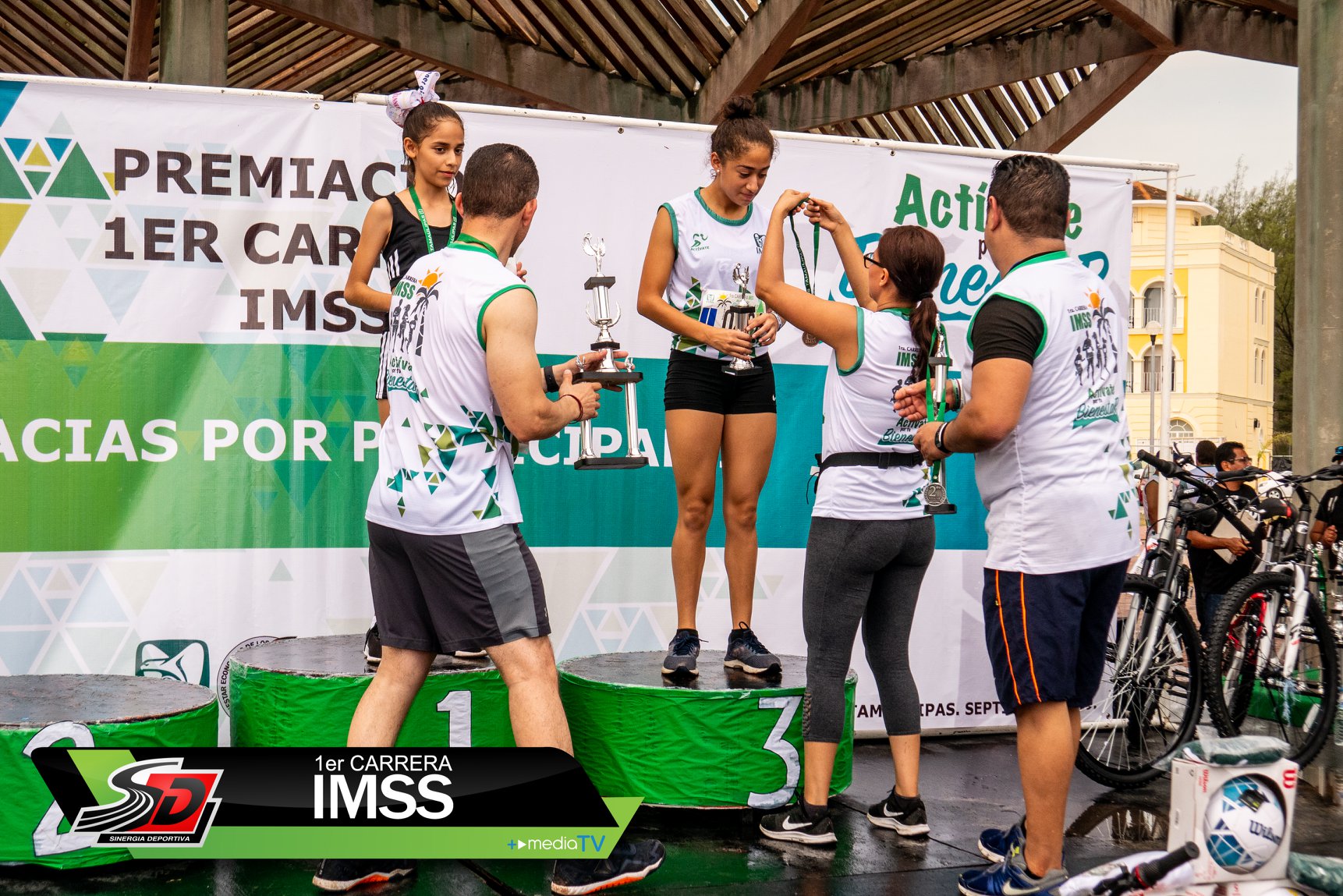 2152769638163063 2185706331493629952 o